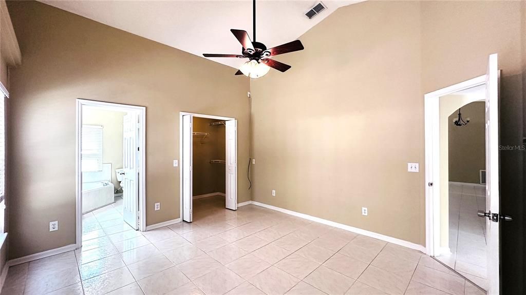 En Venta: $355,900 (3 camas, 2 baños, 1580 Pies cuadrados)