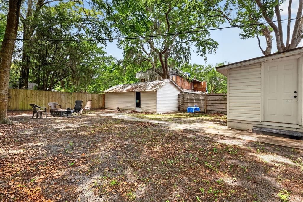 For Sale: $274,500 (3 beds, 2 baths, 1403 Square Feet)
