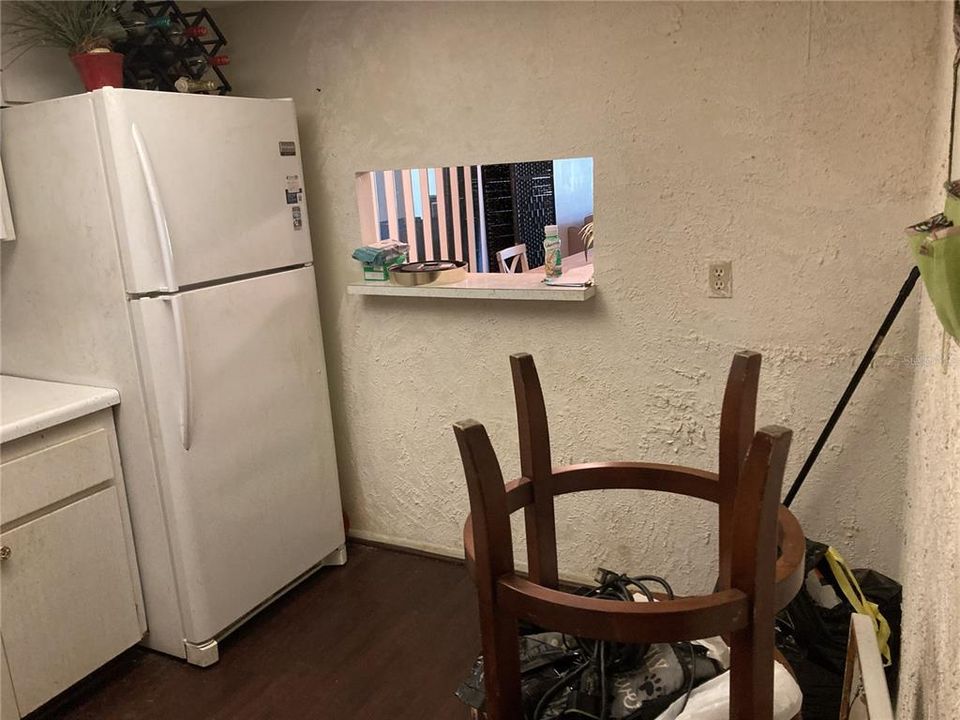 For Sale: $50,000 (2 beds, 2 baths, 1144 Square Feet)