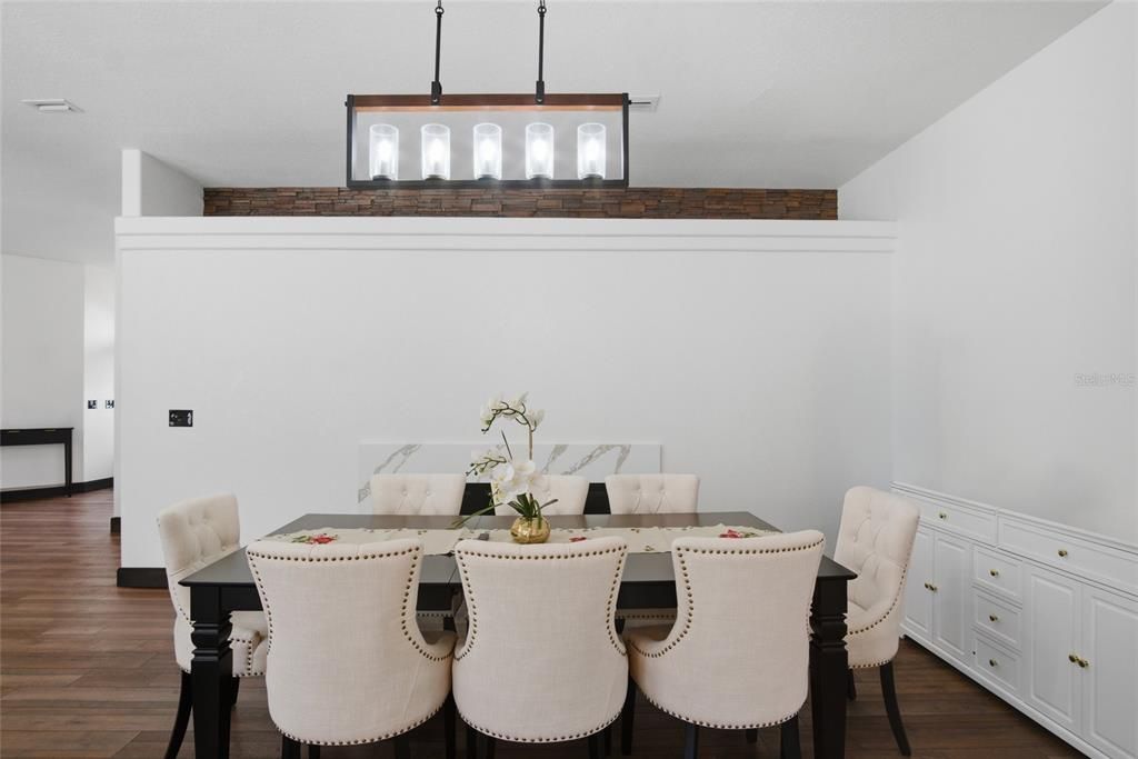 For Sale: $649,900 (5 beds, 3 baths, 2518 Square Feet)