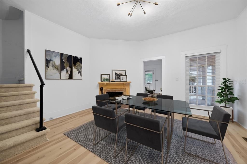 For Sale: $689,900 (5 beds, 3 baths, 4554 Square Feet)