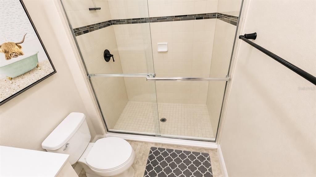 For Rent: $2,250 (2 beds, 2 baths, 1524 Square Feet)