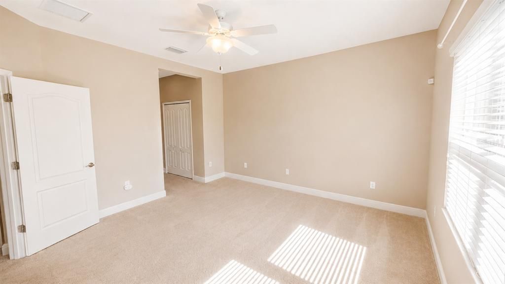 For Rent: $2,250 (2 beds, 2 baths, 1524 Square Feet)