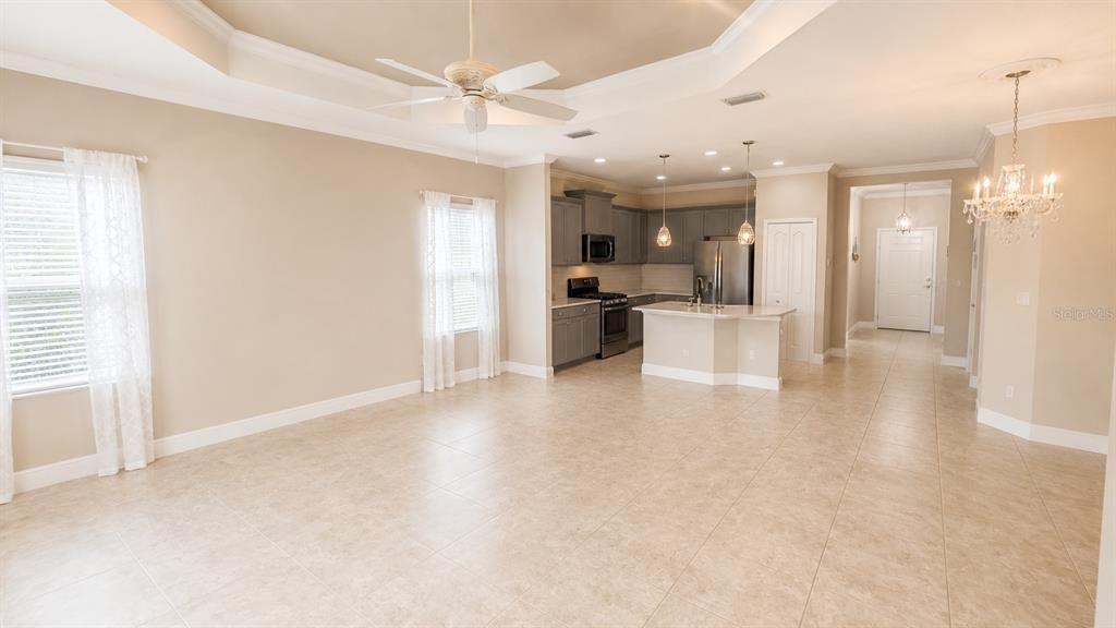 For Rent: $2,250 (2 beds, 2 baths, 1524 Square Feet)