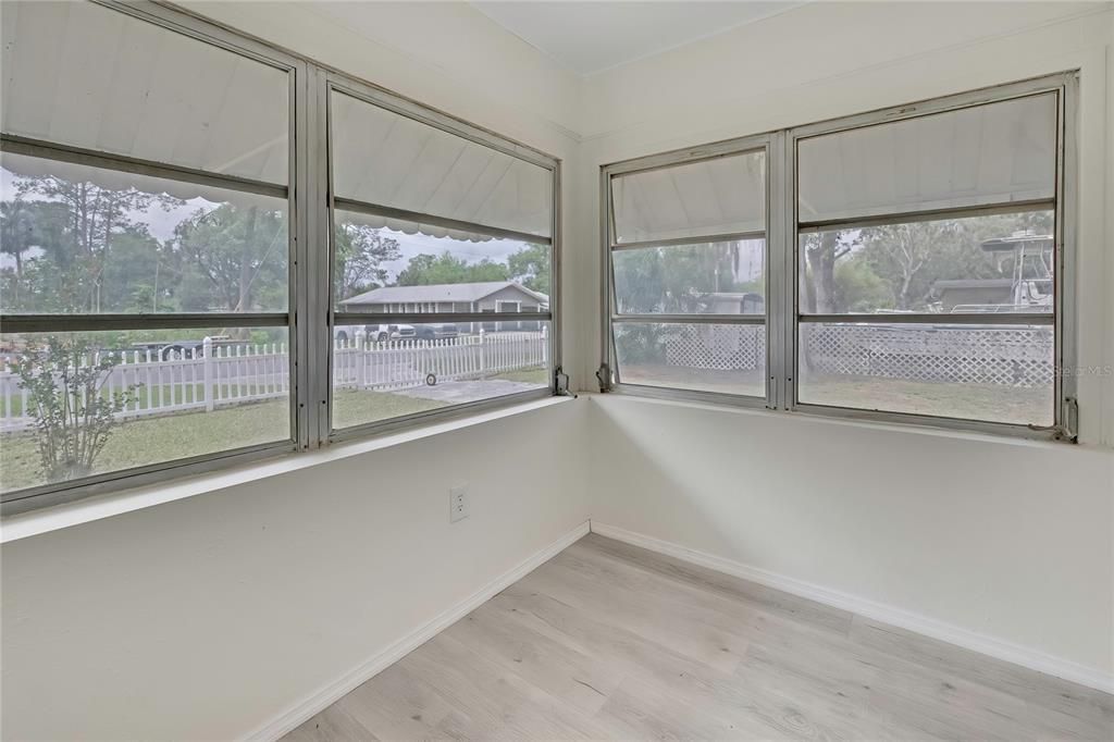 En Venta: $200,000 (2 camas, 1 baños, 875 Pies cuadrados)