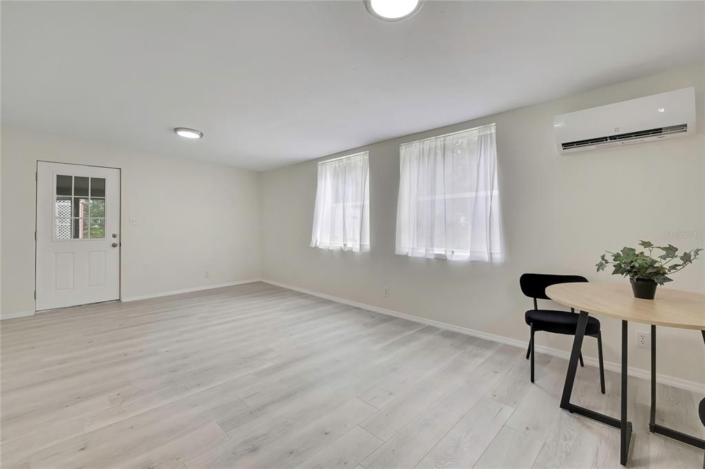 En Venta: $200,000 (2 camas, 1 baños, 875 Pies cuadrados)