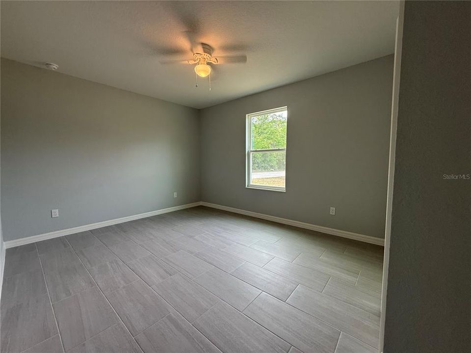 Activo con contrato: $209,900 (3 camas, 2 baños, 1232 Pies cuadrados)