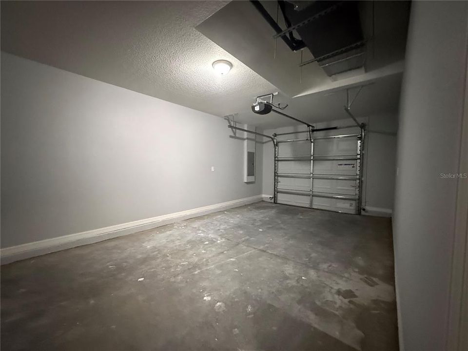 Activo con contrato: $209,900 (3 camas, 2 baños, 1232 Pies cuadrados)