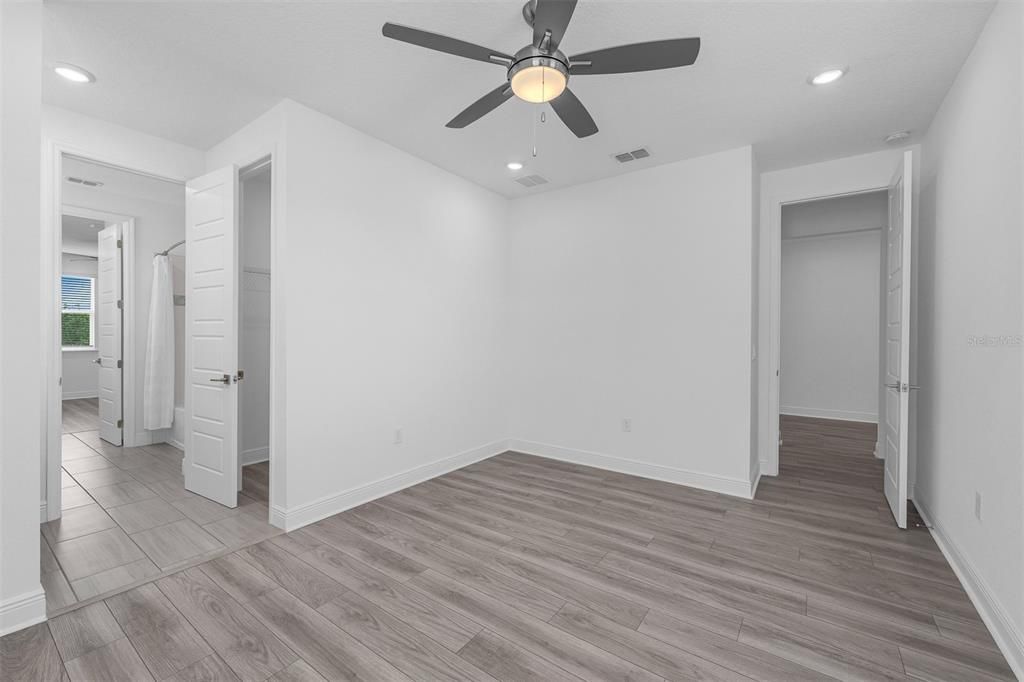 For Sale: $1,326,000 (5 beds, 3 baths, 3717 Square Feet)
