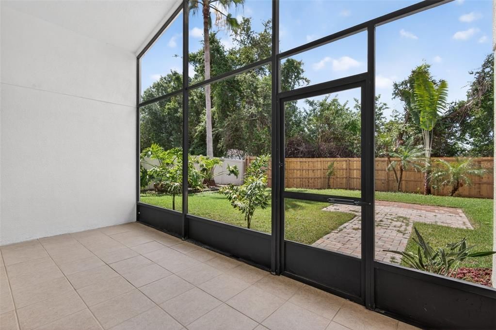 For Sale: $499,999 (4 beds, 3 baths, 2487 Square Feet)
