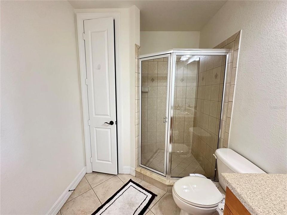For Sale: $315,000 (2 beds, 2 baths, 2106 Square Feet)