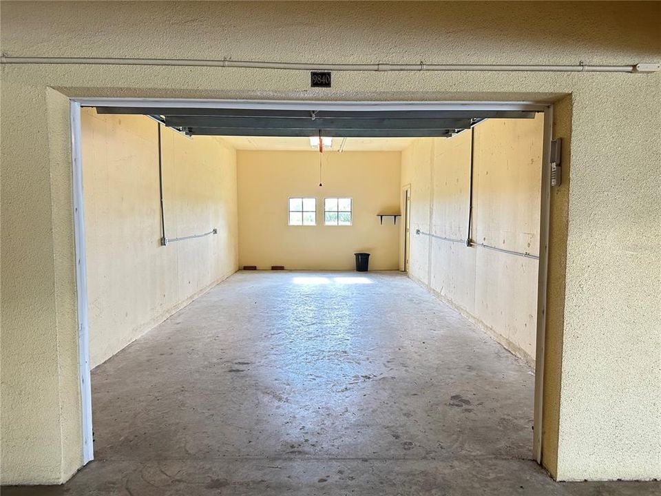 For Sale: $315,000 (2 beds, 2 baths, 2106 Square Feet)