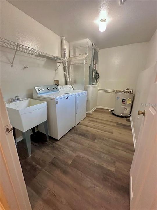 В аренду: $2,050 (2 спален, 2 ванн, 1548 Квадратных фут)