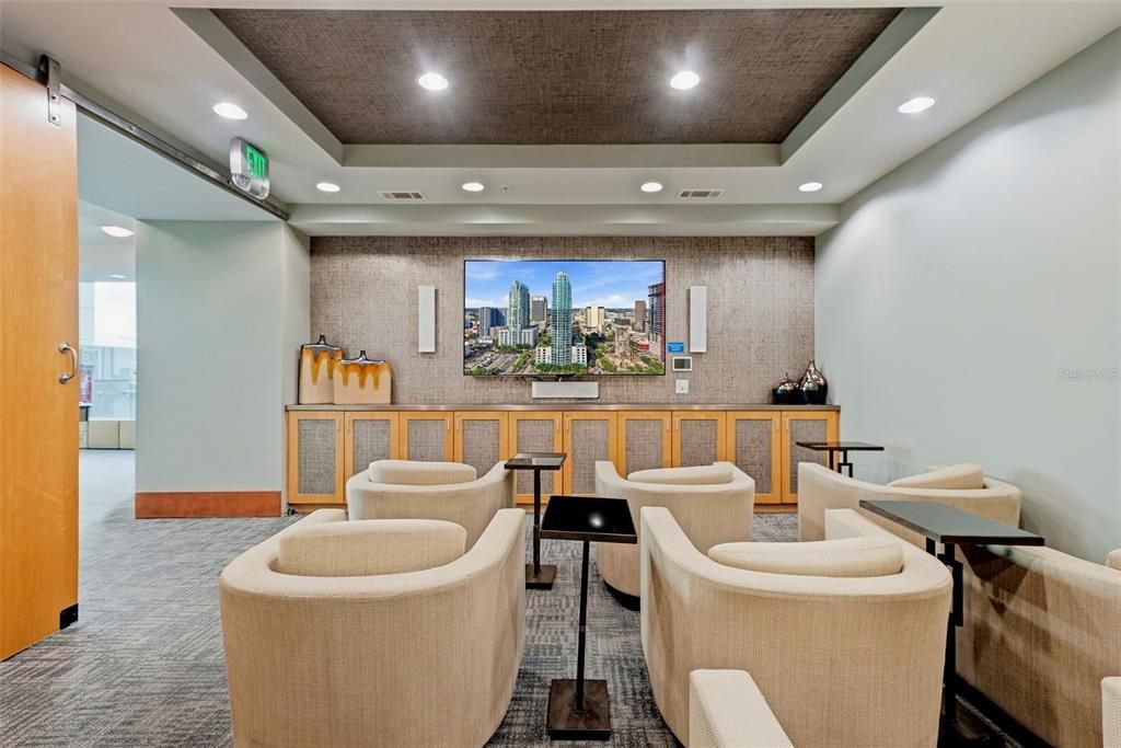 For Sale: $470,000 (1 beds, 1 baths, 772 Square Feet)