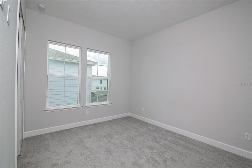 For Rent: $1,850 (1 beds, 1 baths, 560 Square Feet)