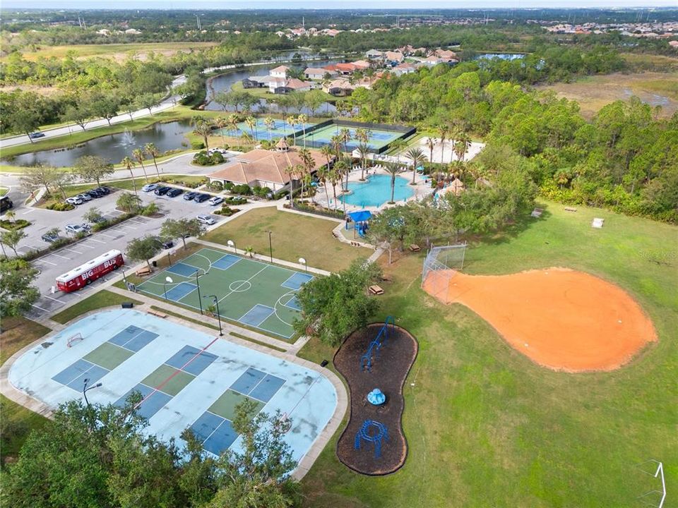For Sale: $509,000 (4 beds, 3 baths, 2430 Square Feet)