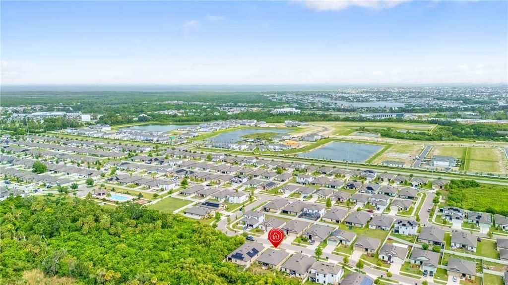 На продажу: $274,999 (3 спален, 2 ванн, 1404 Квадратных фут)