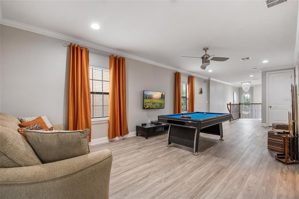 En Venta: $925,000 (5 camas, 5 baños, 3319 Pies cuadrados)