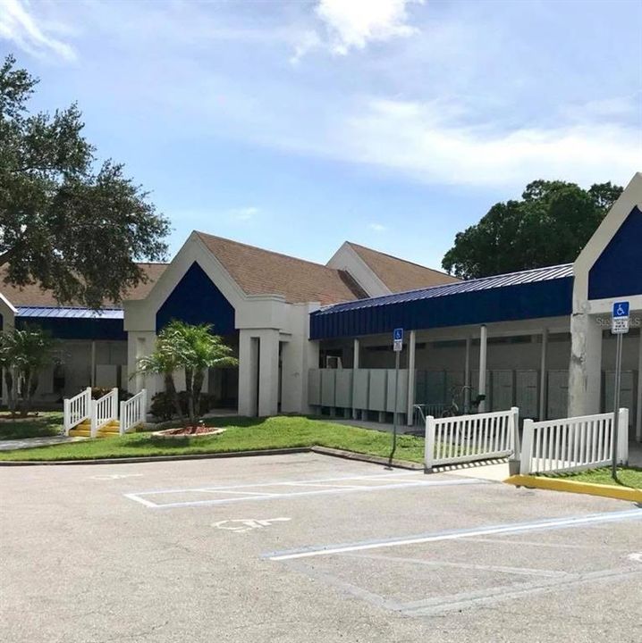 For Sale: $104,995 (1 beds, 1 baths, 576 Square Feet)