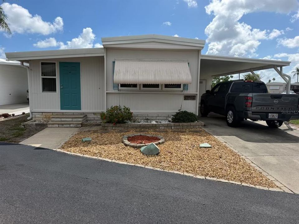For Sale: $104,995 (1 beds, 1 baths, 576 Square Feet)