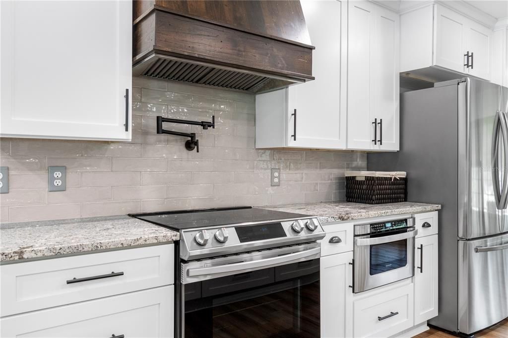 For Sale: $1,475,000 (4 beds, 3 baths, 2420 Square Feet)