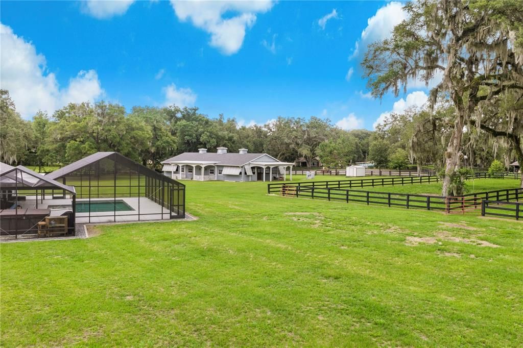 For Sale: $1,475,000 (4 beds, 3 baths, 2420 Square Feet)