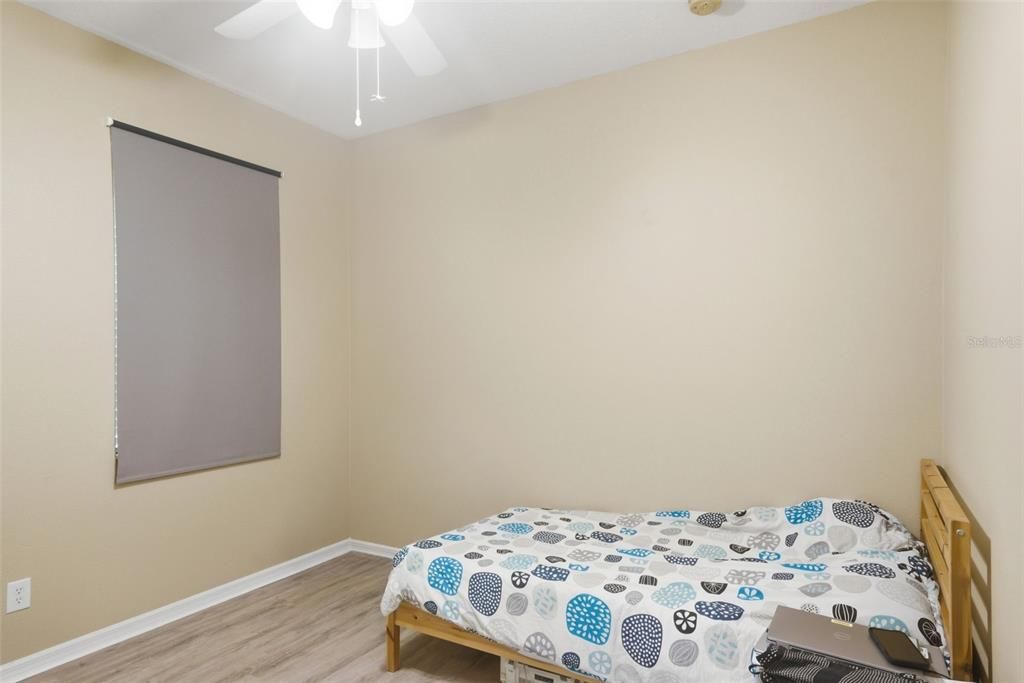 For Sale: $500,000 (4 beds, 2 baths, 1972 Square Feet)