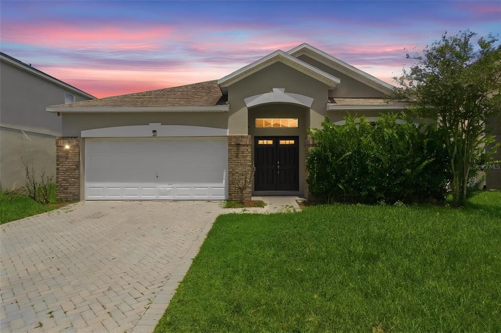 For Sale: $500,000 (4 beds, 2 baths, 1972 Square Feet)