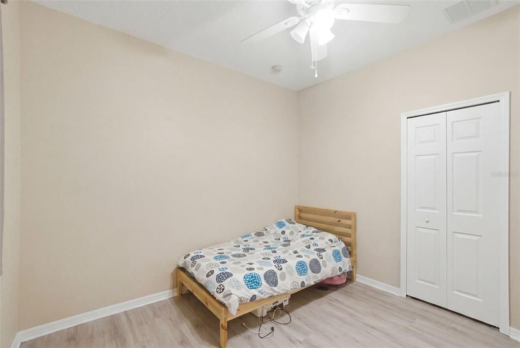 For Sale: $500,000 (4 beds, 2 baths, 1972 Square Feet)
