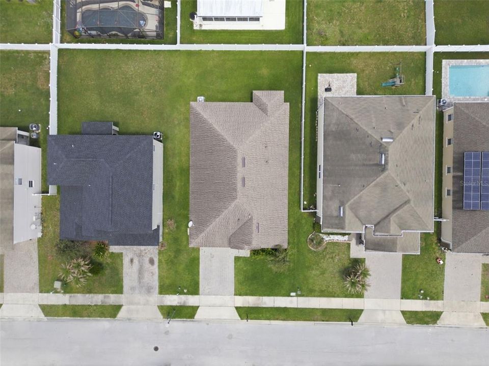 For Sale: $500,000 (4 beds, 2 baths, 1972 Square Feet)