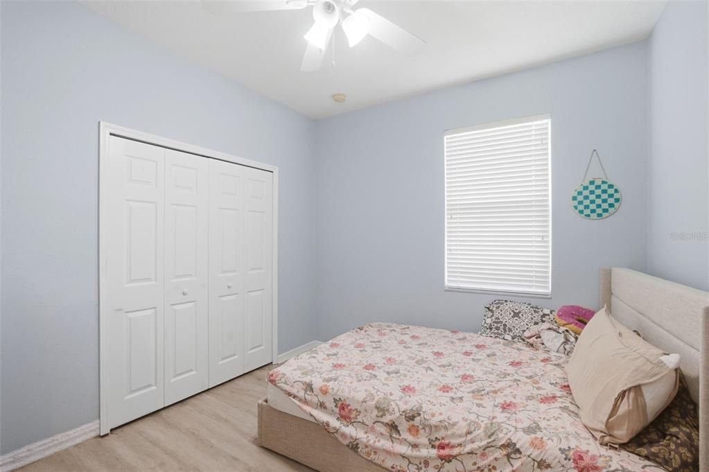 For Sale: $500,000 (4 beds, 2 baths, 1972 Square Feet)