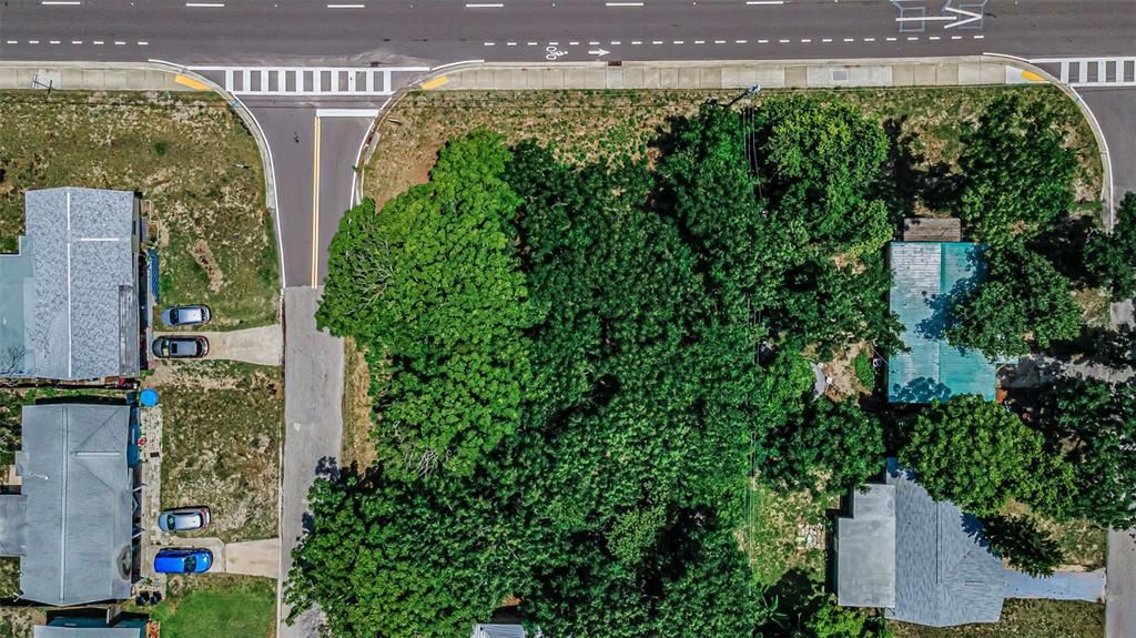 На продажу: $250,000 (0.26 acres)