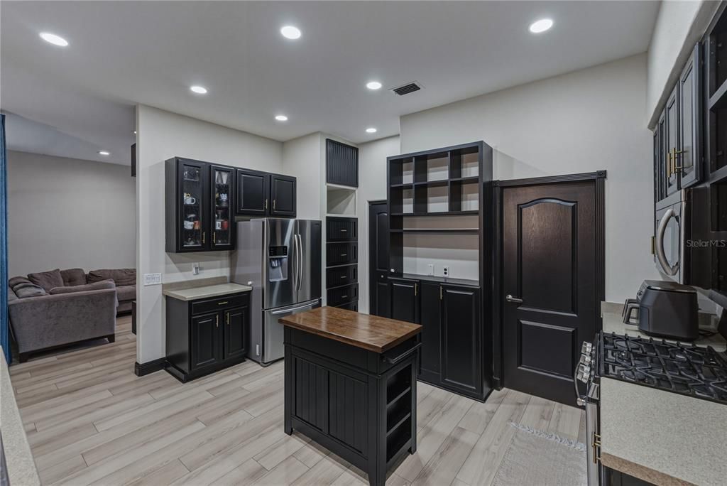 En Venta: $495,000 (4 camas, 3 baños, 2372 Pies cuadrados)