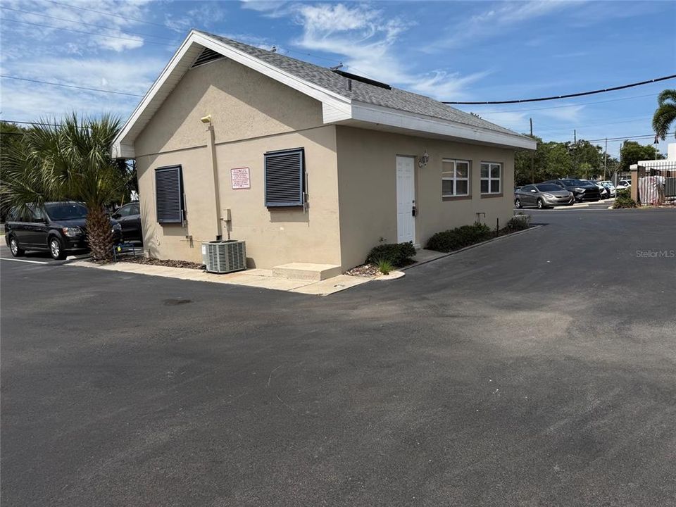 For Sale: $18,000 (0 beds, 0 baths, 704 Square Feet)