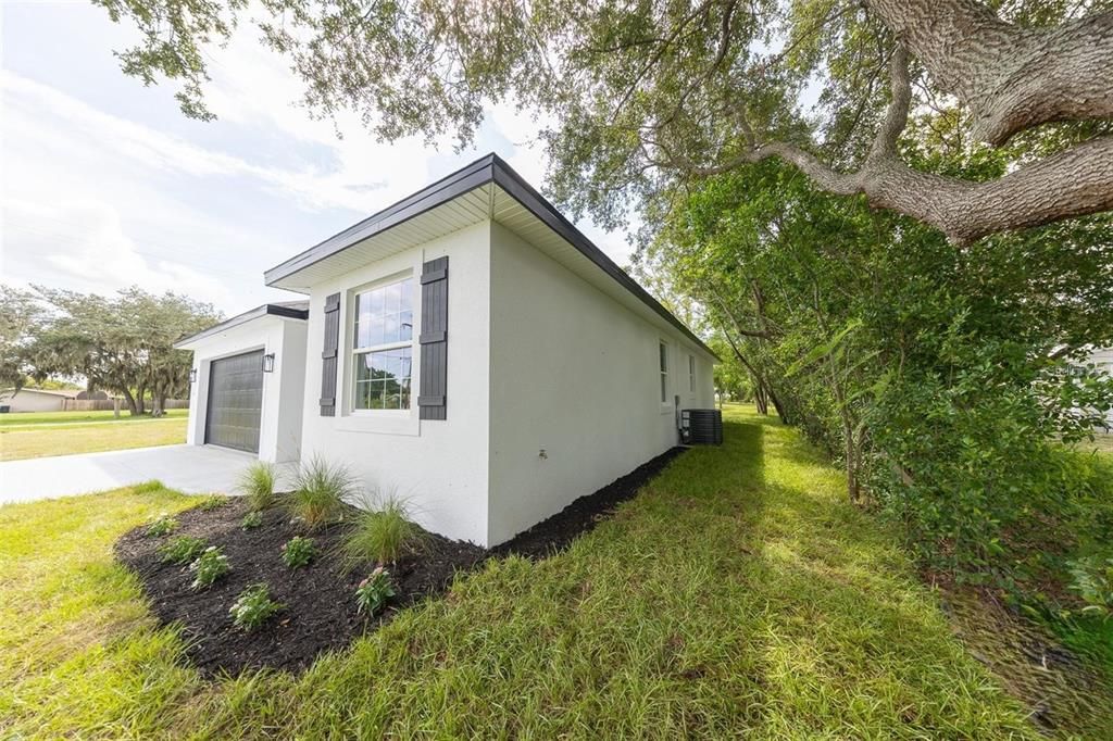 For Sale: $329,100 (3 beds, 2 baths, 1532 Square Feet)