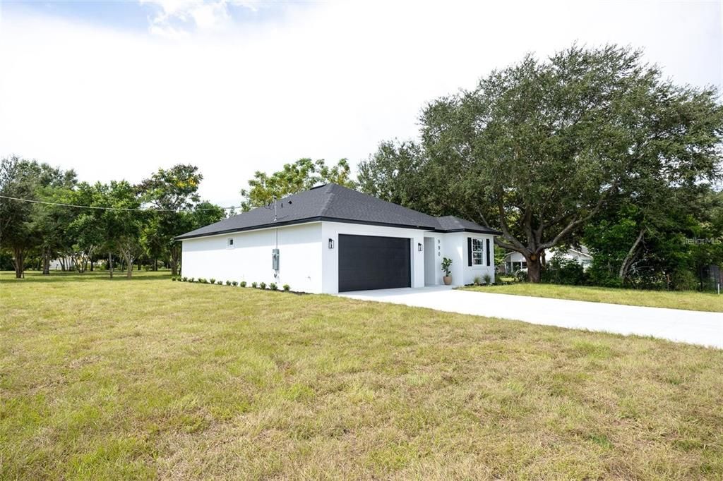 For Sale: $329,100 (3 beds, 2 baths, 1532 Square Feet)