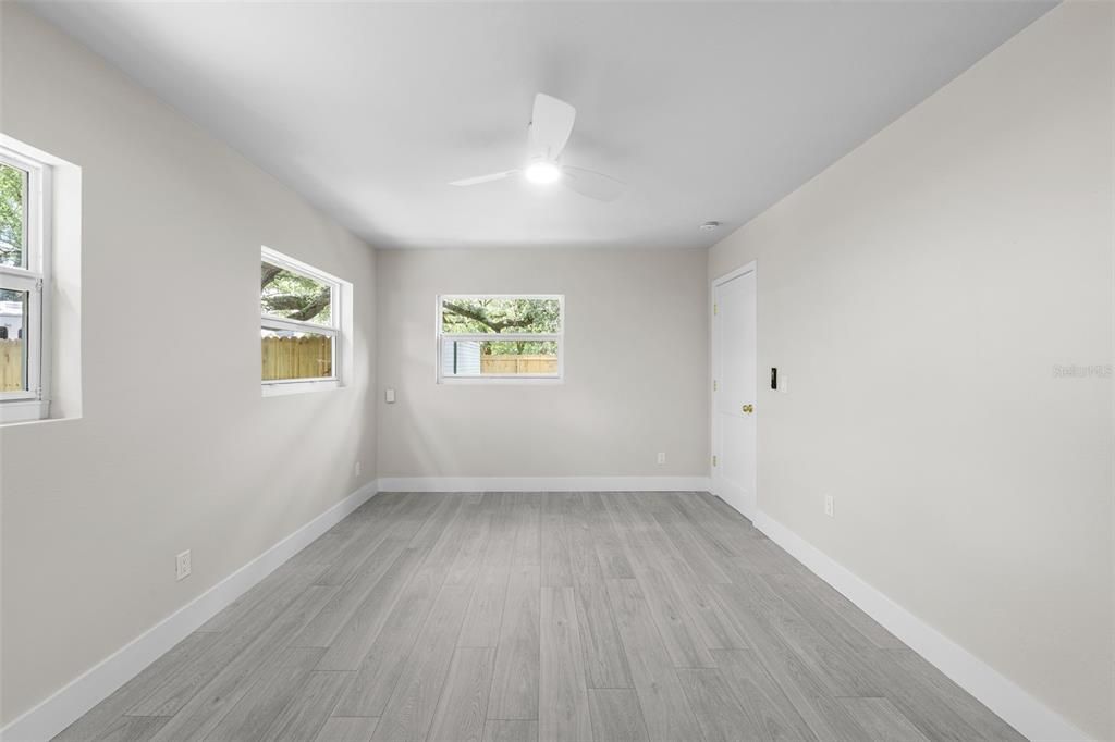 For Sale: $440,000 (3 beds, 2 baths, 1705 Square Feet)