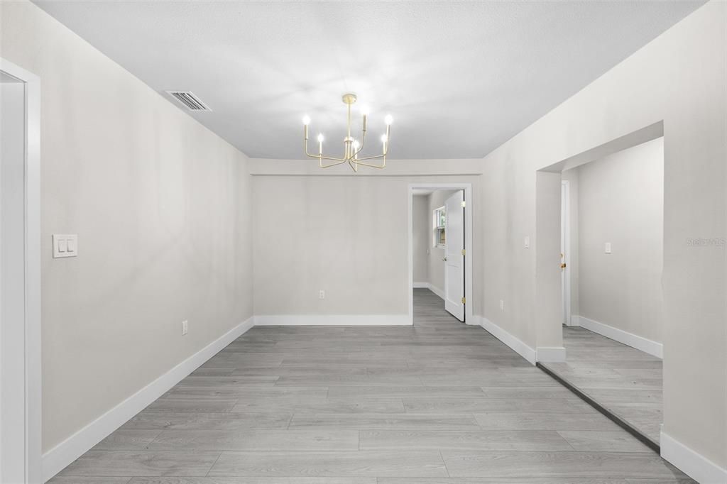 For Sale: $440,000 (3 beds, 2 baths, 1705 Square Feet)