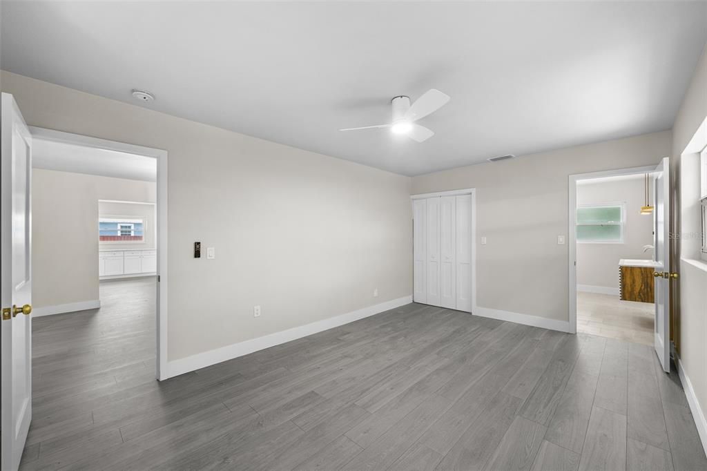 For Sale: $440,000 (3 beds, 2 baths, 1705 Square Feet)