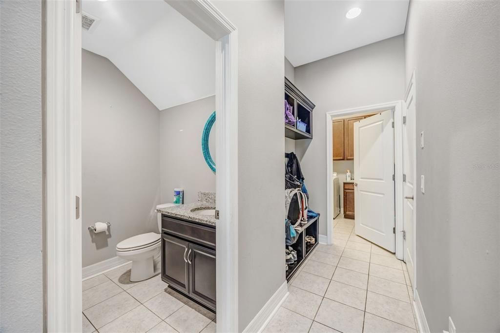 For Sale: $799,000 (5 beds, 3 baths, 4414 Square Feet)
