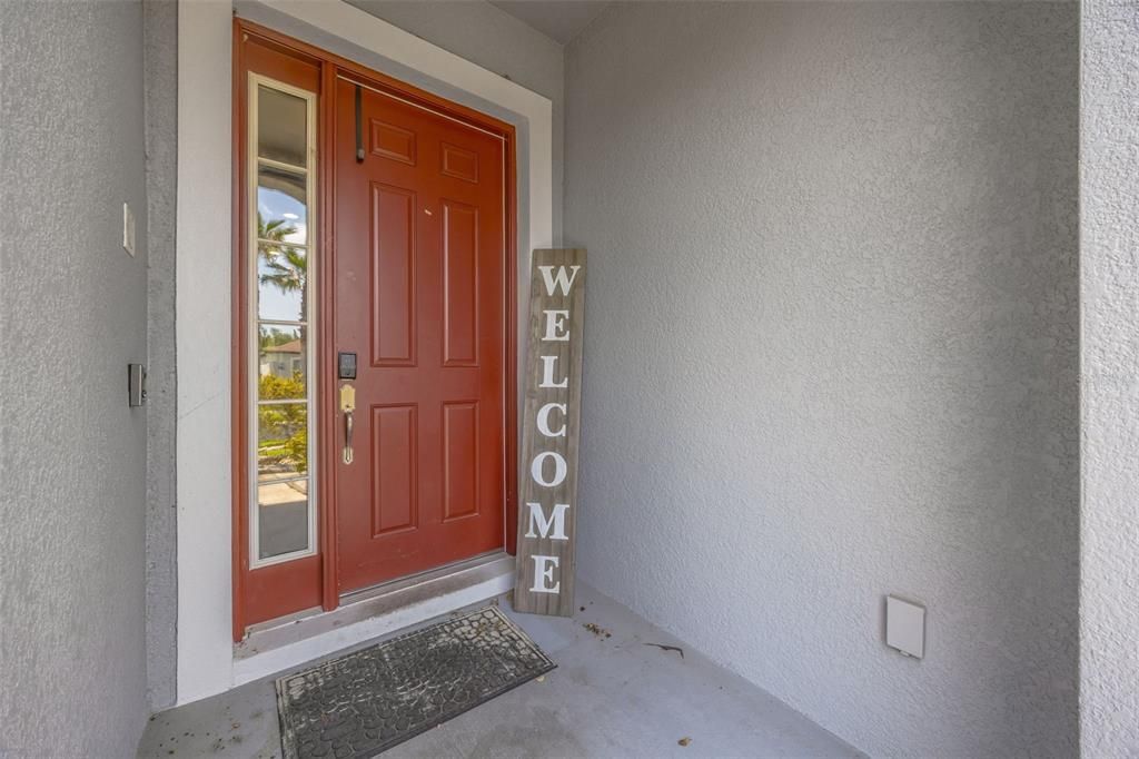 For Sale: $799,000 (5 beds, 3 baths, 4414 Square Feet)
