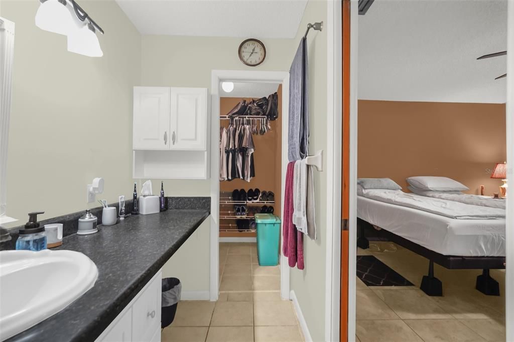 For Sale: $389,900 (3 beds, 2 baths, 1620 Square Feet)