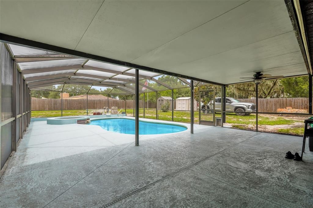 For Sale: $389,900 (3 beds, 2 baths, 1620 Square Feet)