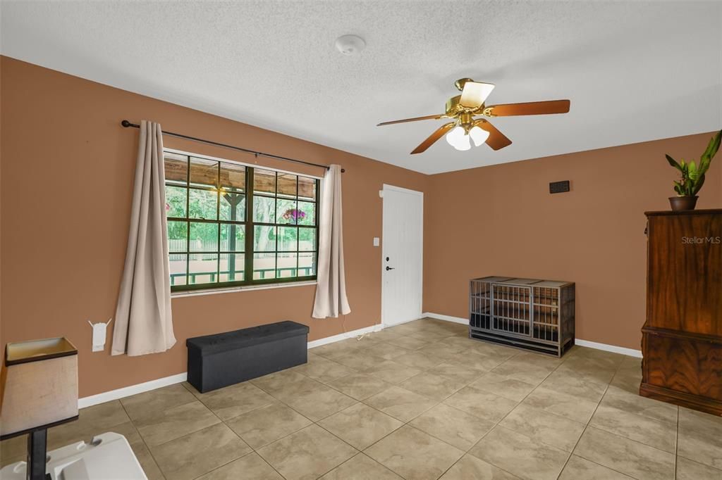 For Sale: $389,900 (3 beds, 2 baths, 1620 Square Feet)