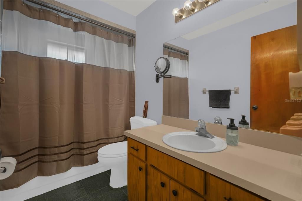 For Sale: $389,900 (3 beds, 2 baths, 1620 Square Feet)