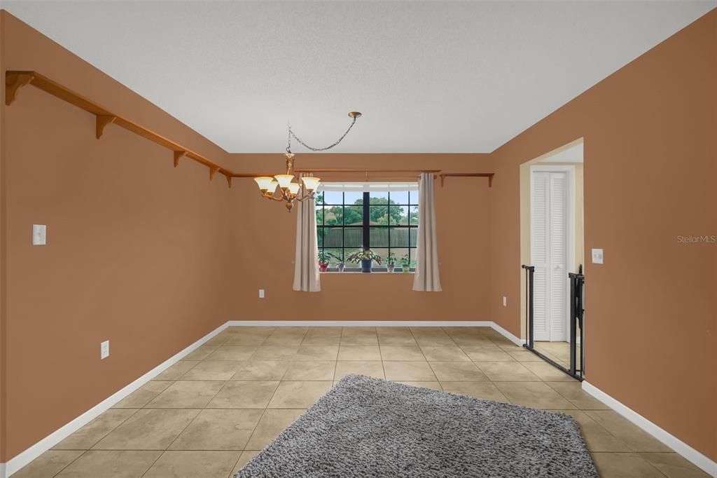 For Sale: $389,900 (3 beds, 2 baths, 1620 Square Feet)