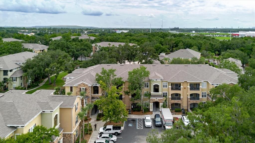 For Sale: $170,000 (1 beds, 1 baths, 769 Square Feet)