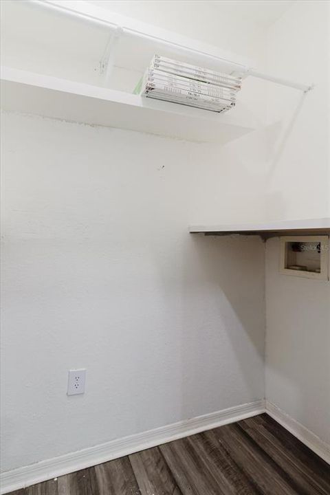 For Sale: $170,000 (1 beds, 1 baths, 769 Square Feet)