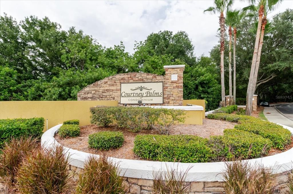 For Sale: $170,000 (1 beds, 1 baths, 769 Square Feet)