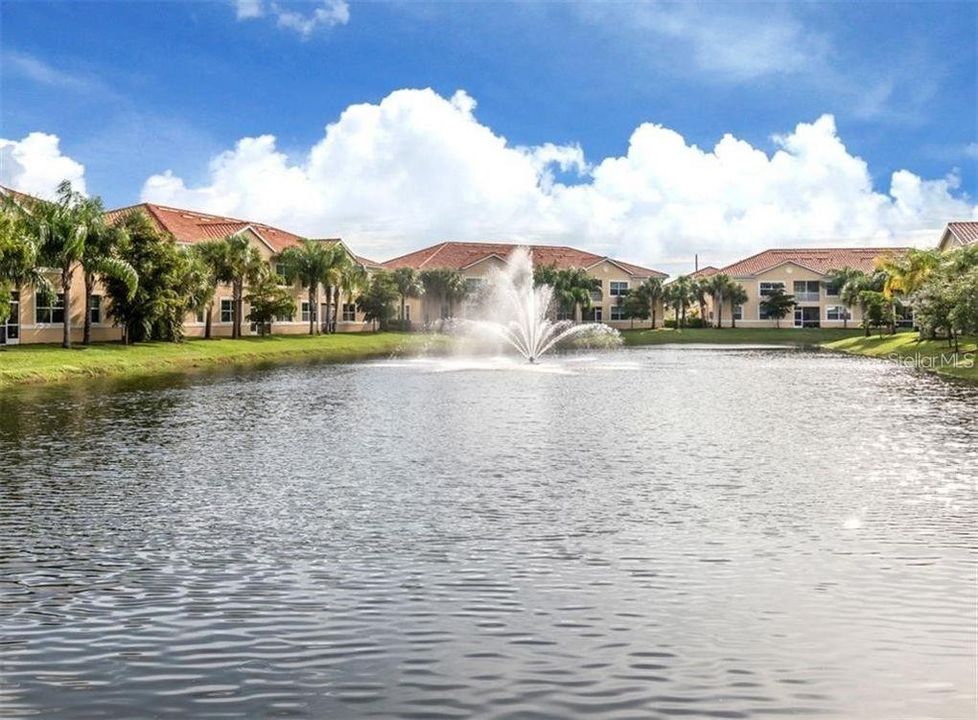 For Rent: $2,150 (2 beds, 2 baths, 1135 Square Feet)